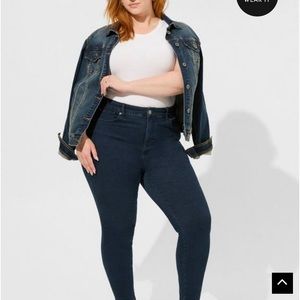 Torrid Trio Skinny High Rise Jeans 22-24